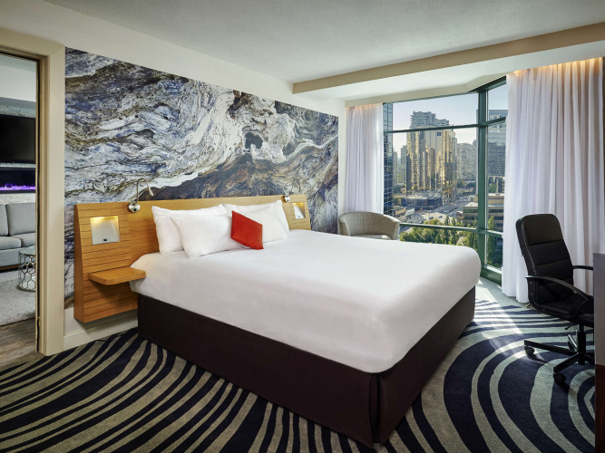 Double Suite
