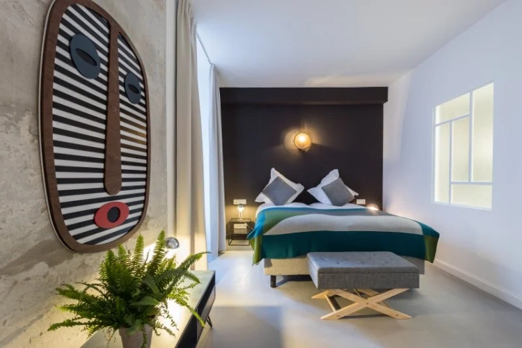 TWO Apartment
