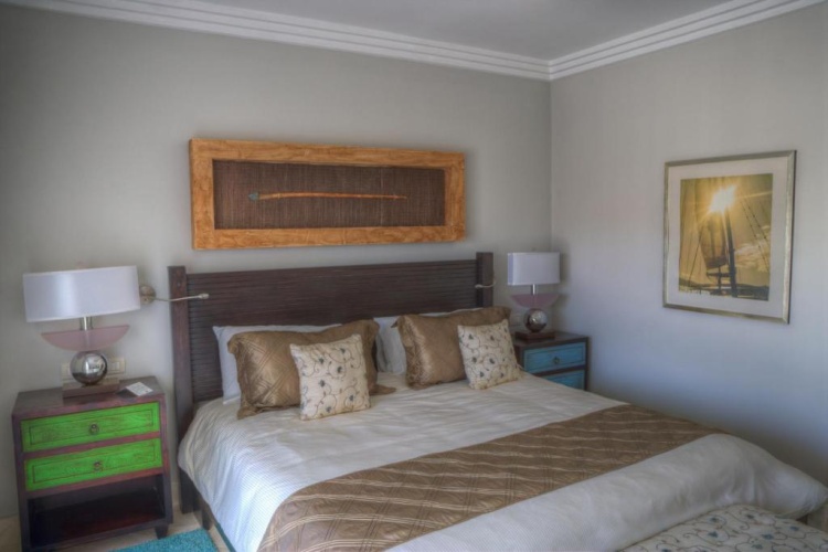 3 Bedrooms Condo