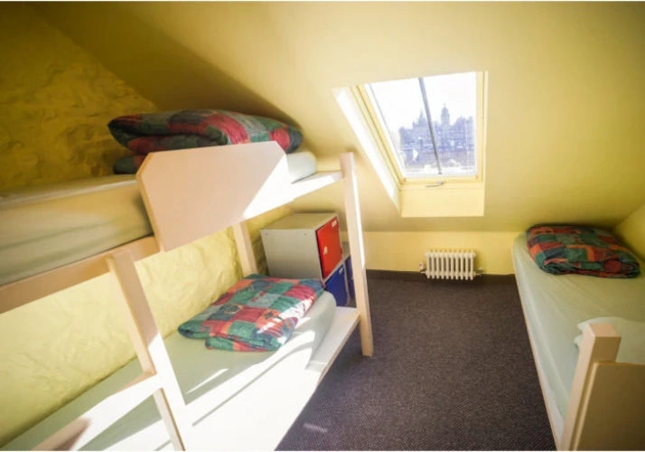 Basic Triple room