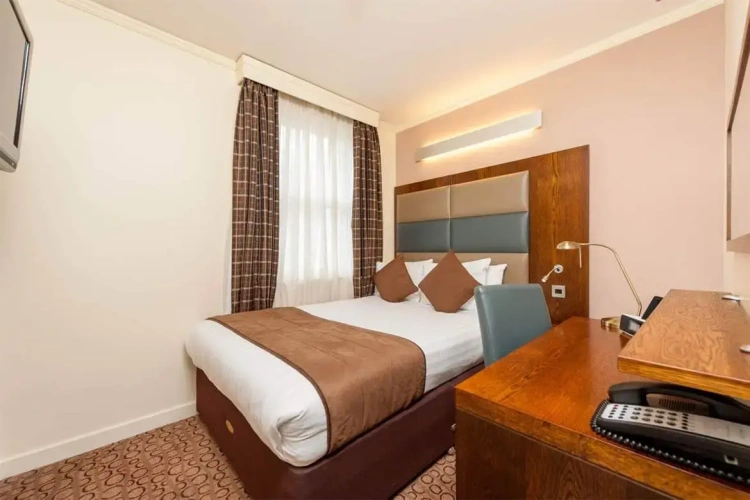 Small Double room