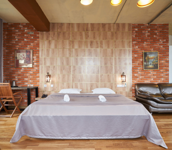 Double Suite