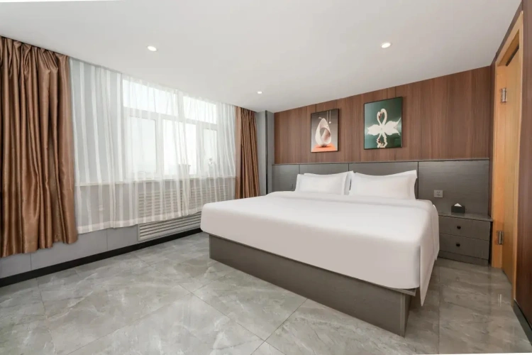 Deluxe Quadruple Suite