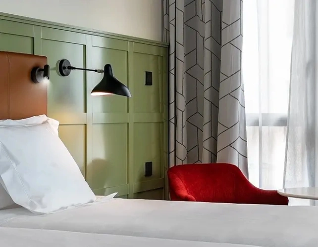 Triple Junior Suite with Guggenheim view