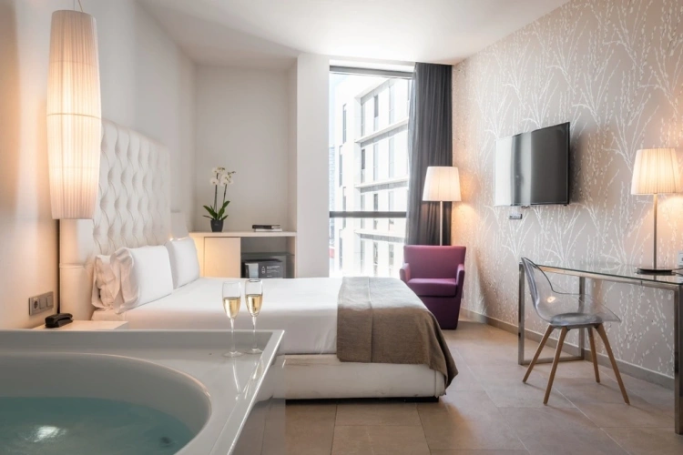 Jacuzzi Double Suite