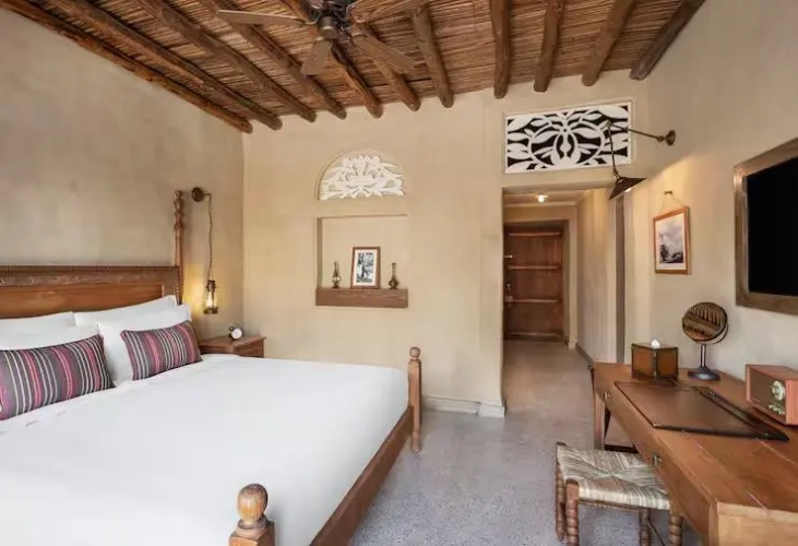 Double Heritage room with balcony and with Souq view
