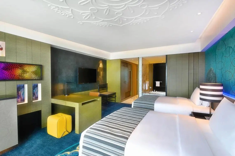 Spectacular Twin room with balcony and with garden view