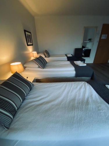 Economy Quadruple room