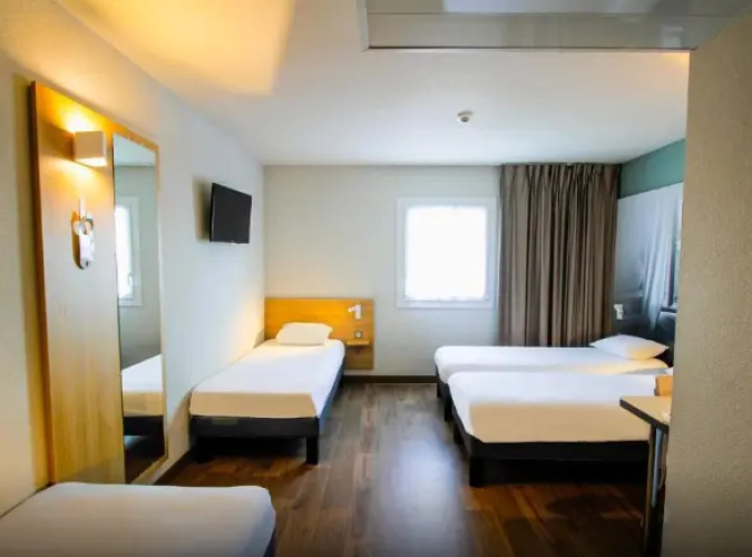 Quadruple room
