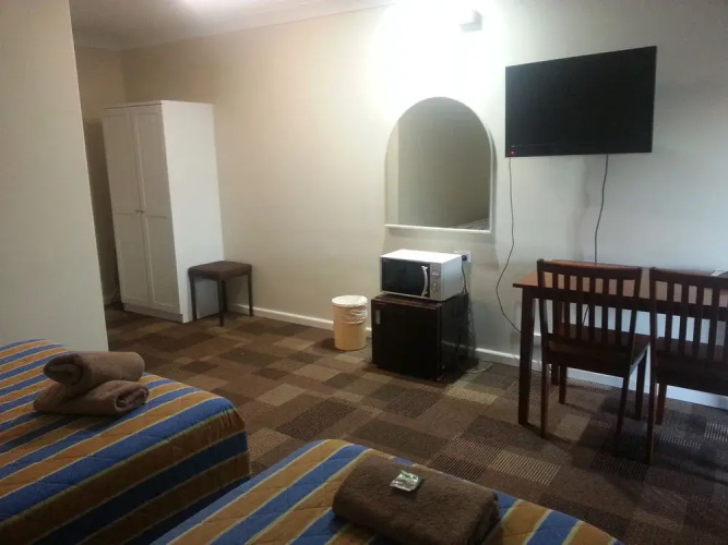 Cobar Motor Inn