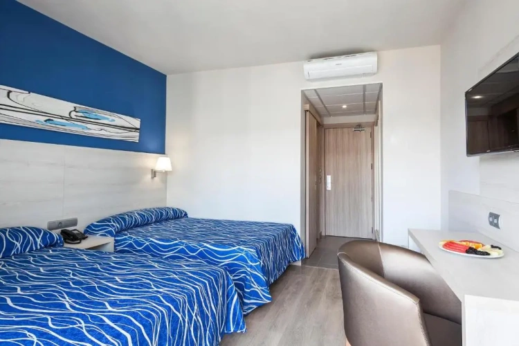 Quadruple room