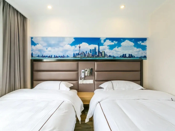 Twin room