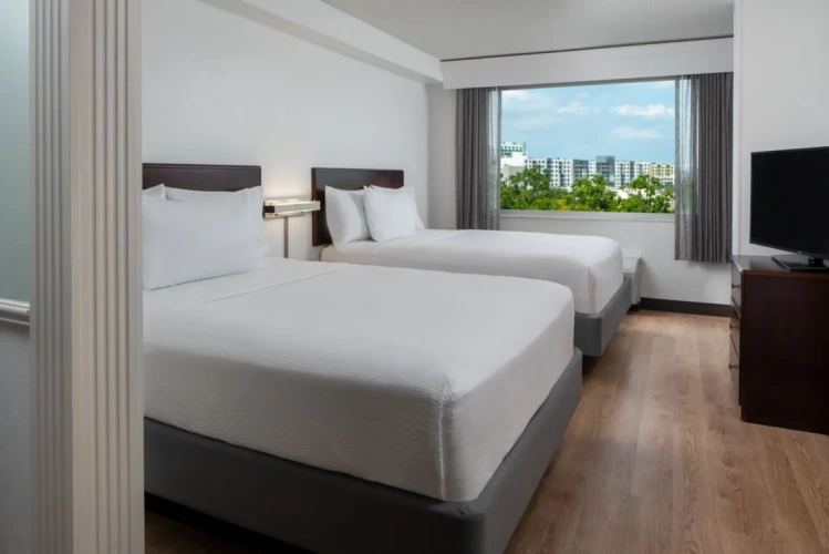 1 Bedroom Quadruple Suite