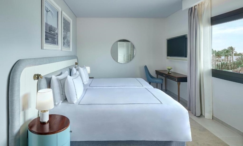 Premier Beach Access Twin room