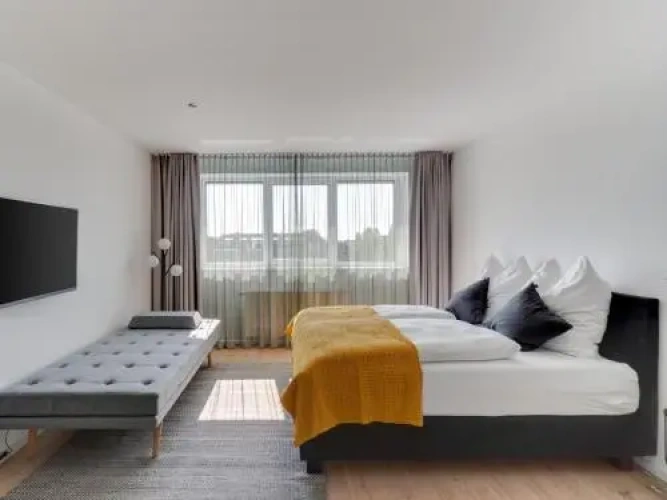 L with Seating Area Double Suite