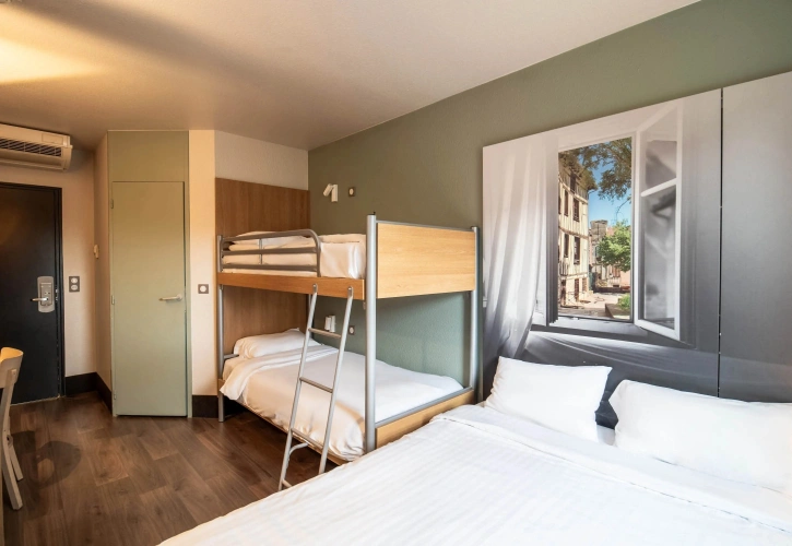 Quadruple room