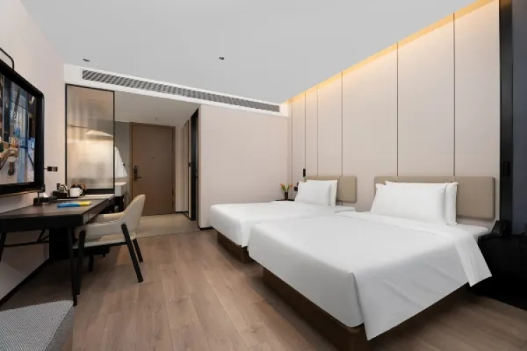 Madison Hotel Qingdao West Coast