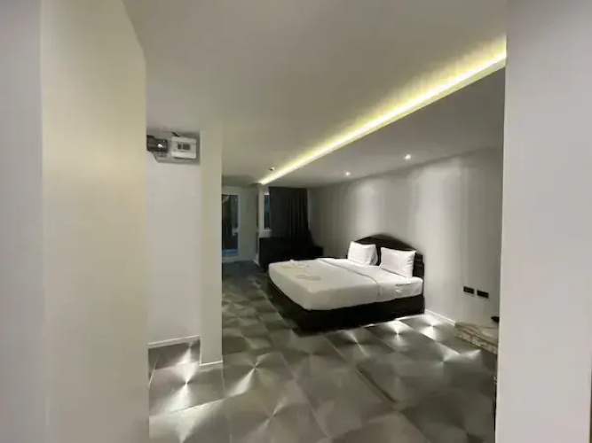 Debua Hotel Pattaya