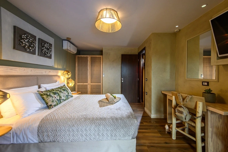 2 Bedrooms Platinum with Private Pool Suite with sea view