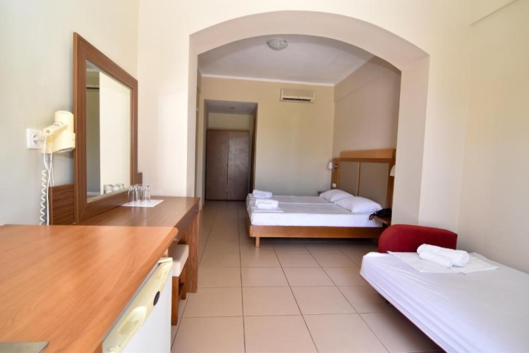 Superior Triple room with balcony