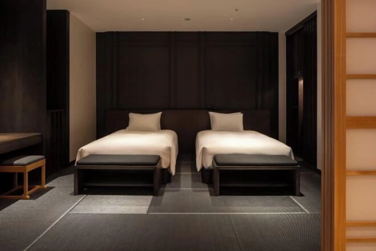 Hillside view Suite