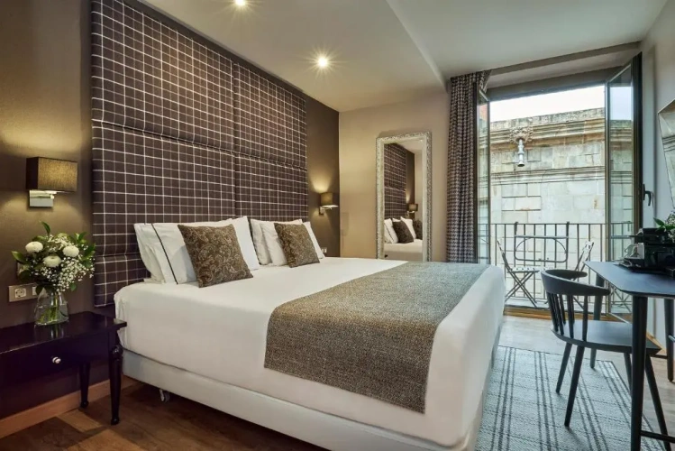 Superior Double room with balcony