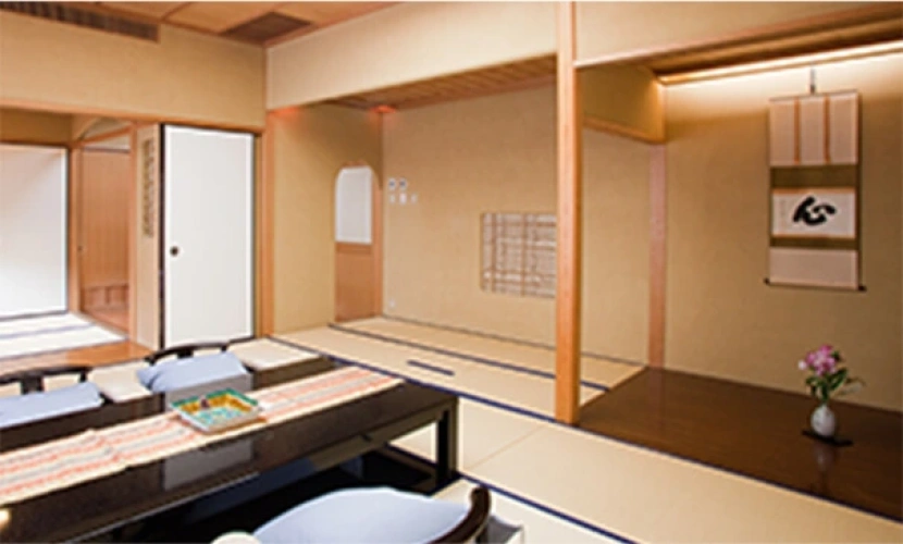 Matsunoma (Pine) room