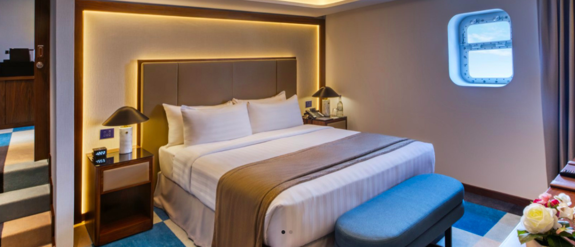 Officer's Double Suite