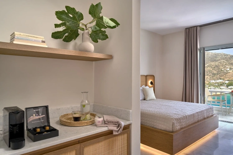 Family Quadruple Suite with sea view