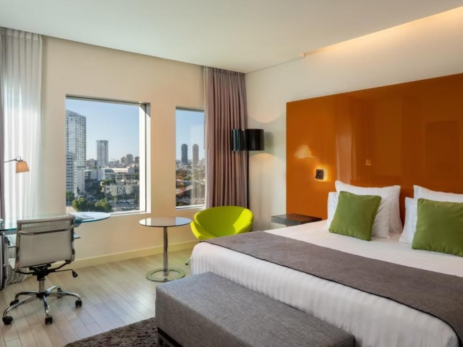 Standard Mid Floor Double room