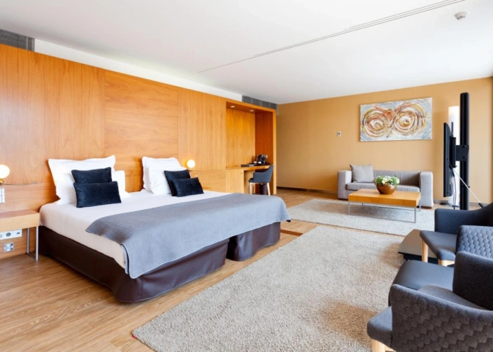 Double Suite