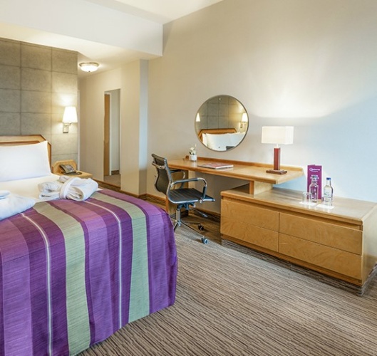 Club Twin room