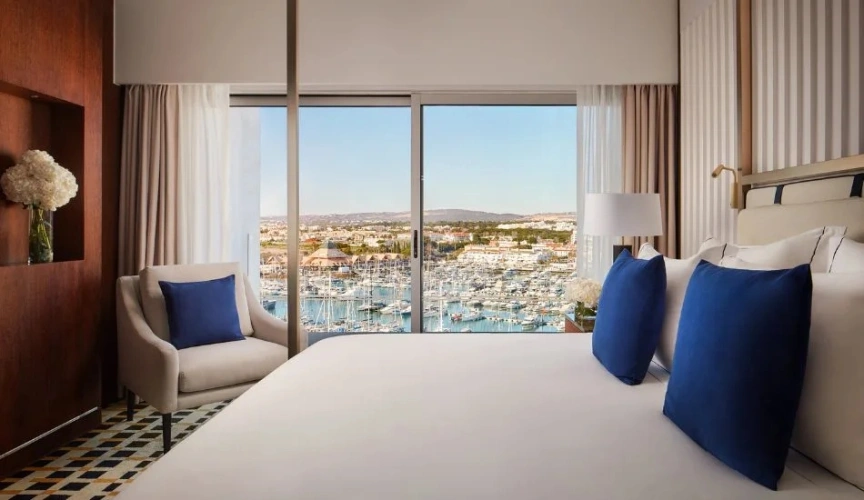 Presidential Double Suite with marina view
