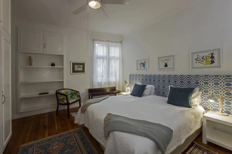 No. 1 Sextuple Apartment