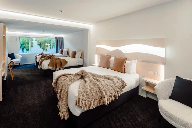Family & Accessible Quadruple Suite