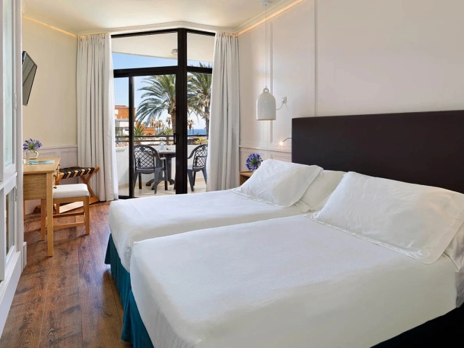 Twin room