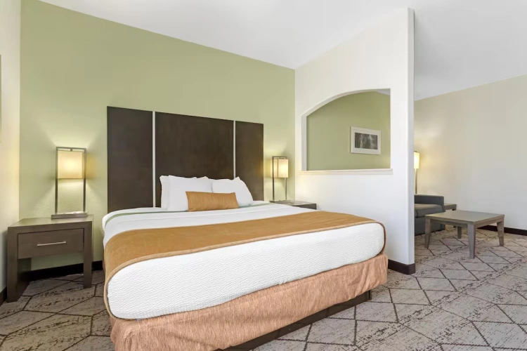 Double Suite