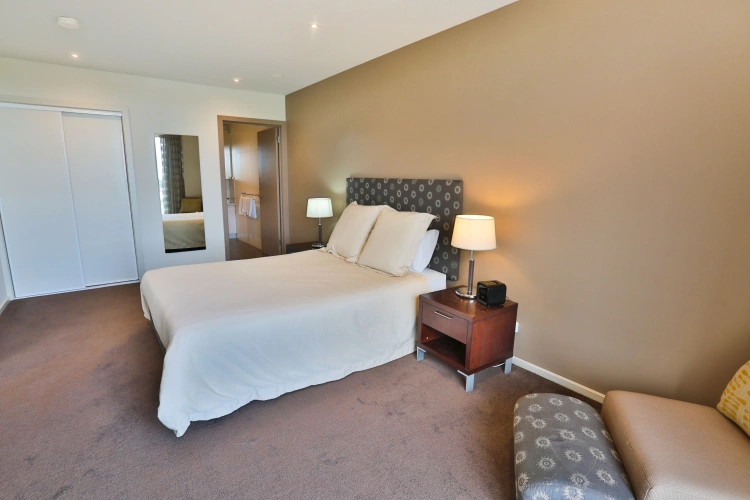 2 Bedrooms Luxury Apartment