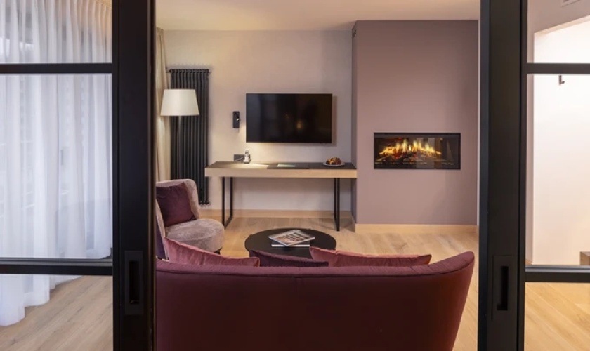 Modern Double Suite