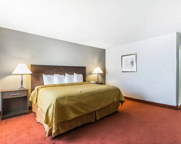 1 Bedroom Whirlpool Double Suite