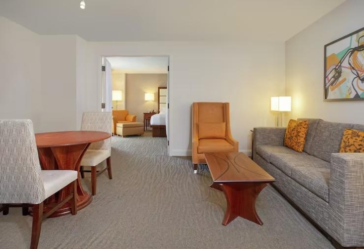 1 Bedroom Mobility/Hearing Accessible Double Suite