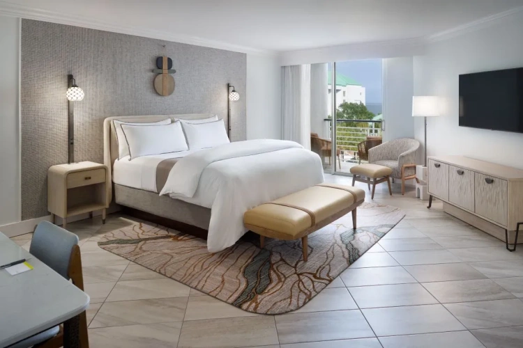 Vice Presidential Double Suite with balcony and with ocean view