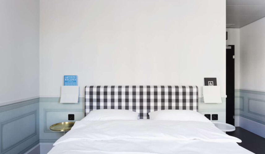 Medium Double room