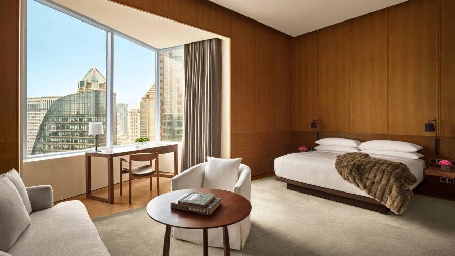 Double room with cityscape view