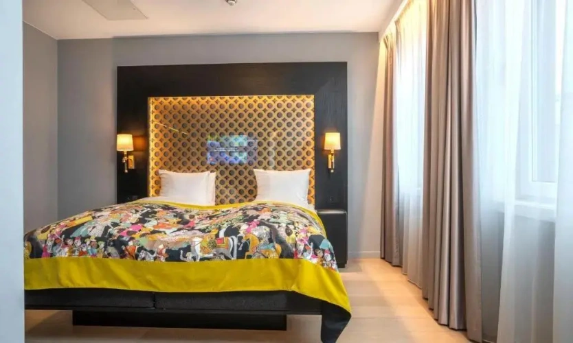 Double Suite