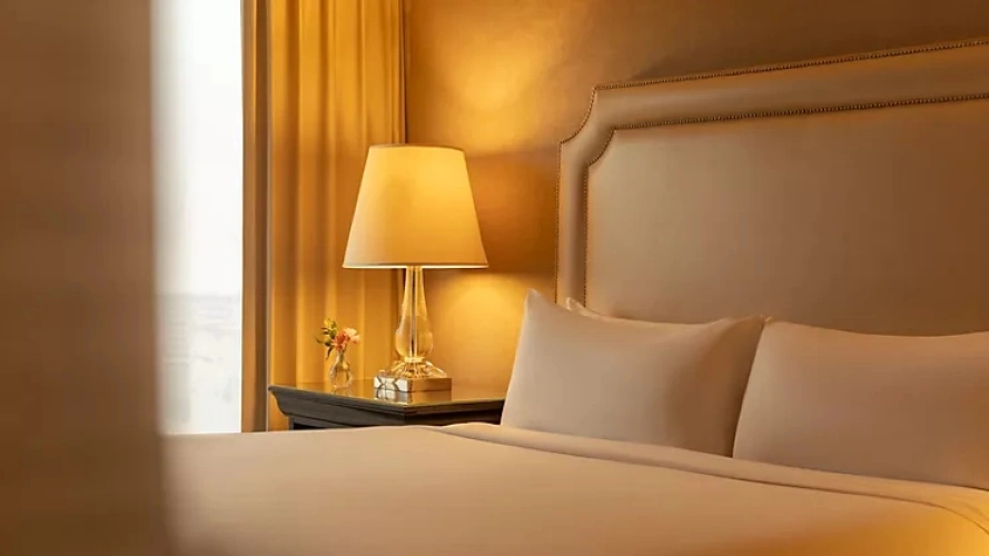 Fairmont Gold Double room with city view