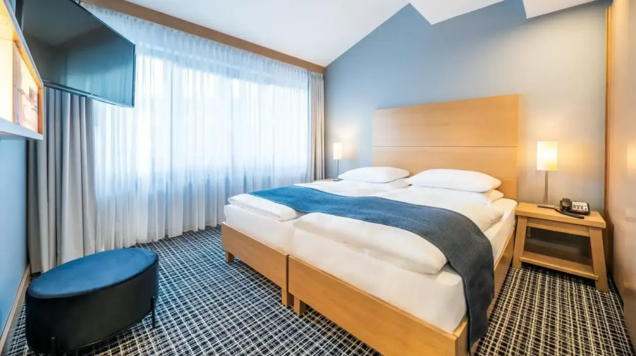 Double Junior Suite land side