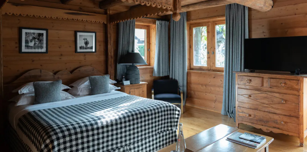2 Bedrooms Suite