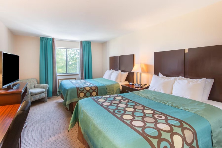 Standard Quadruple room