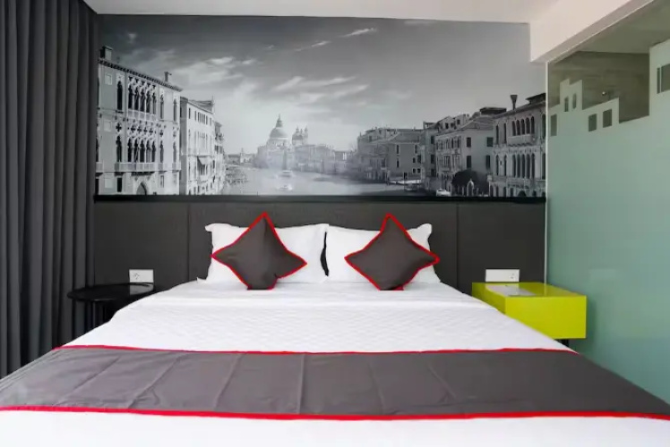 Deluxe Double Suite